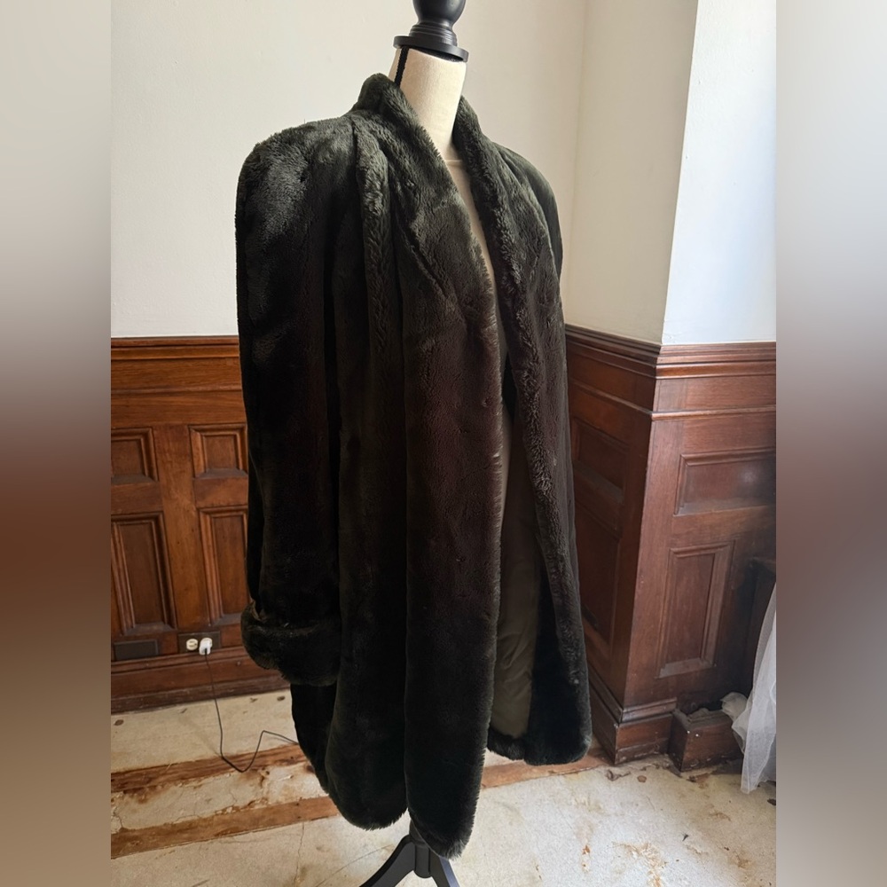 Elegant Black Faux Fur Coat